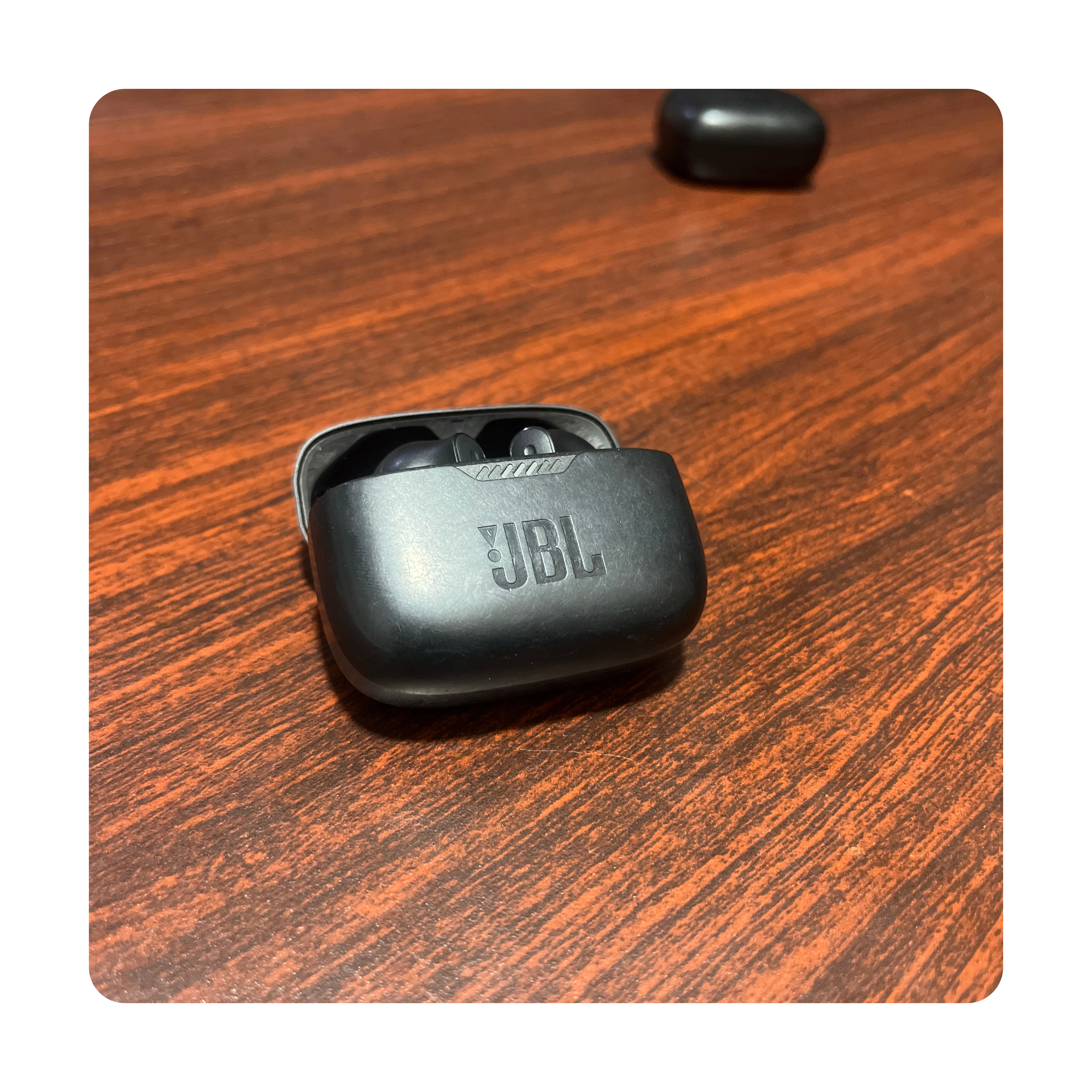 JBL Tune230 Earbuds